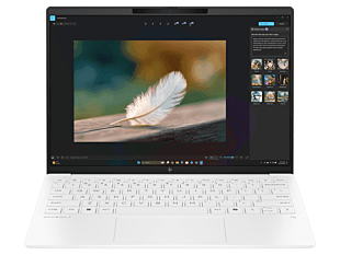 HP OmniBook 7 Aero Next Gen AI PC 13.3" Laptop 13-bg1072AU, White - 13.3-inch (33.78 cm) - Ceramic White (BQ4J1PA)