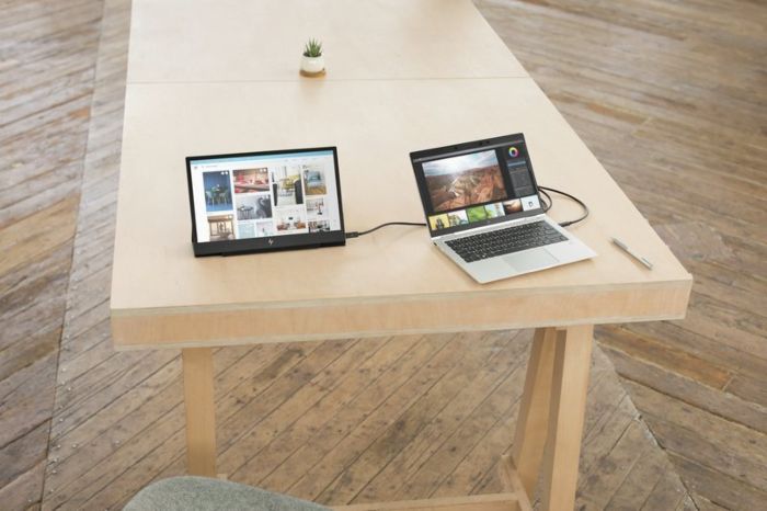 HP EliteDisplay S14 14-inch Portable Monitor